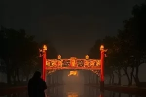 《月光备忘录》横版封面：窗台上的手机屏幕映着月光